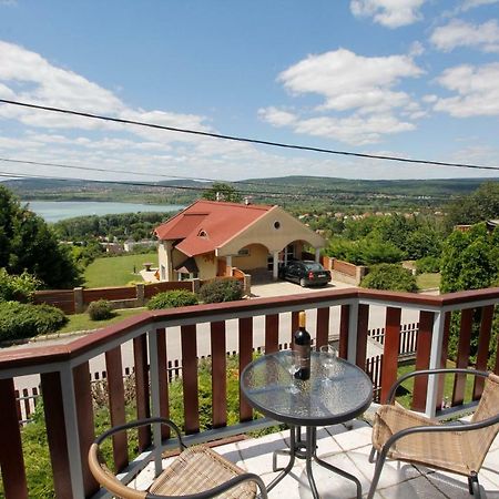 Szepkilatas Vendeghaz Villa Balatonfůzfő Exterior foto