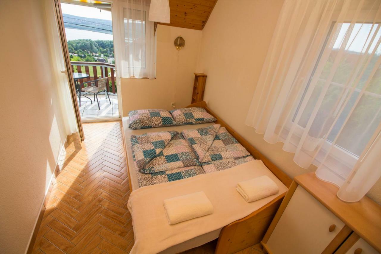 Szepkilatas Vendeghaz Villa Balatonfůzfő Exterior foto