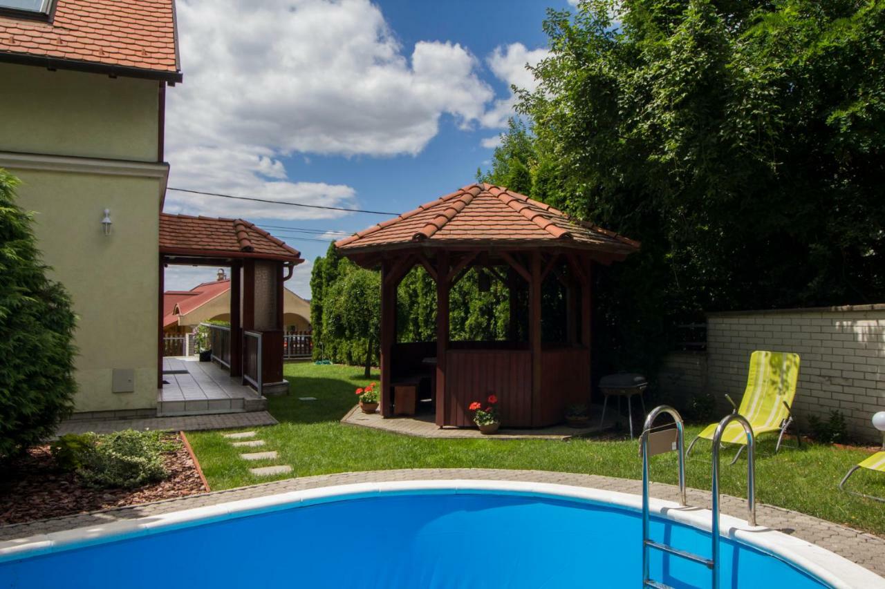 Szepkilatas Vendeghaz Villa Balatonfůzfő Exterior foto