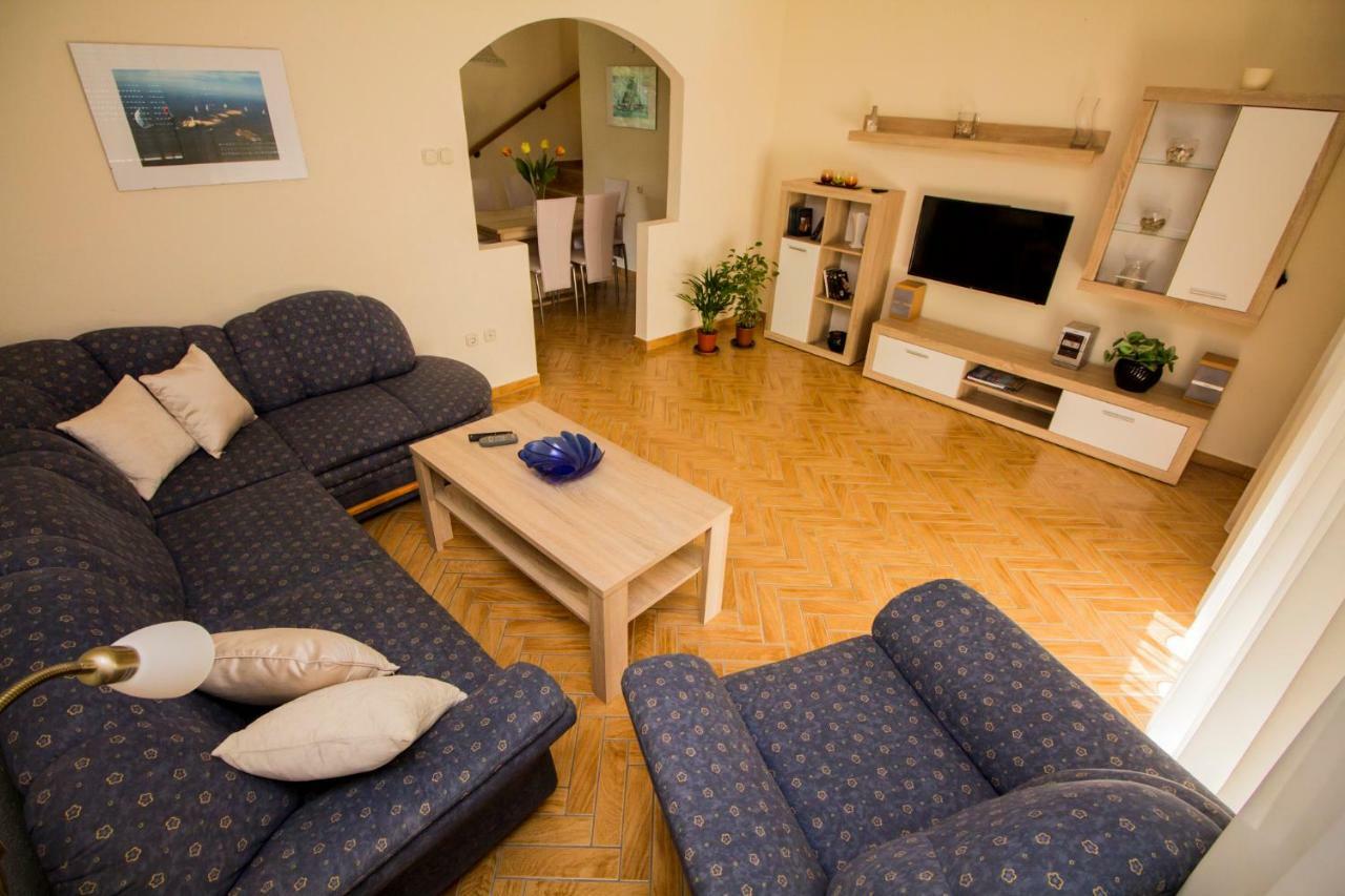 Szepkilatas Vendeghaz Villa Balatonfůzfő Exterior foto