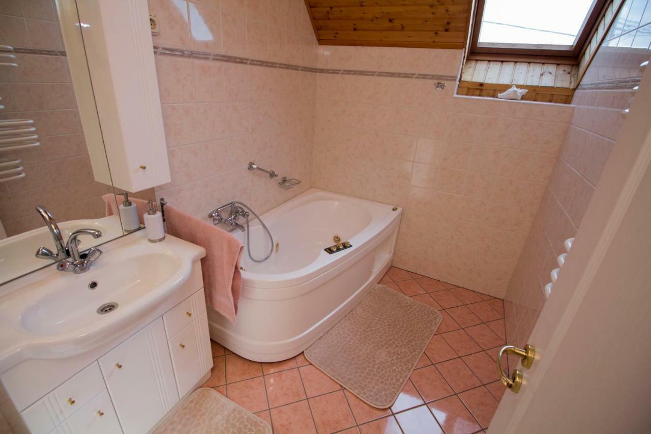 Szepkilatas Vendeghaz Villa Balatonfůzfő Exterior foto